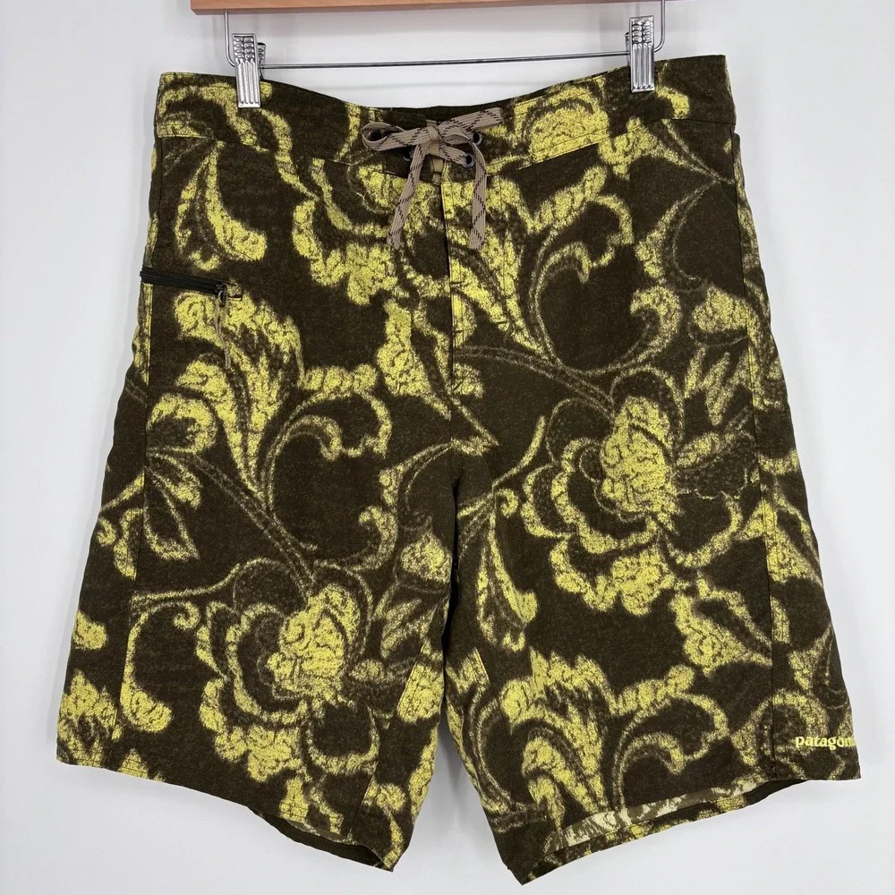 Patagonia Wavefarer Board Shorts Mens 34 Brown Yellow‎ Floral Swim Trunks